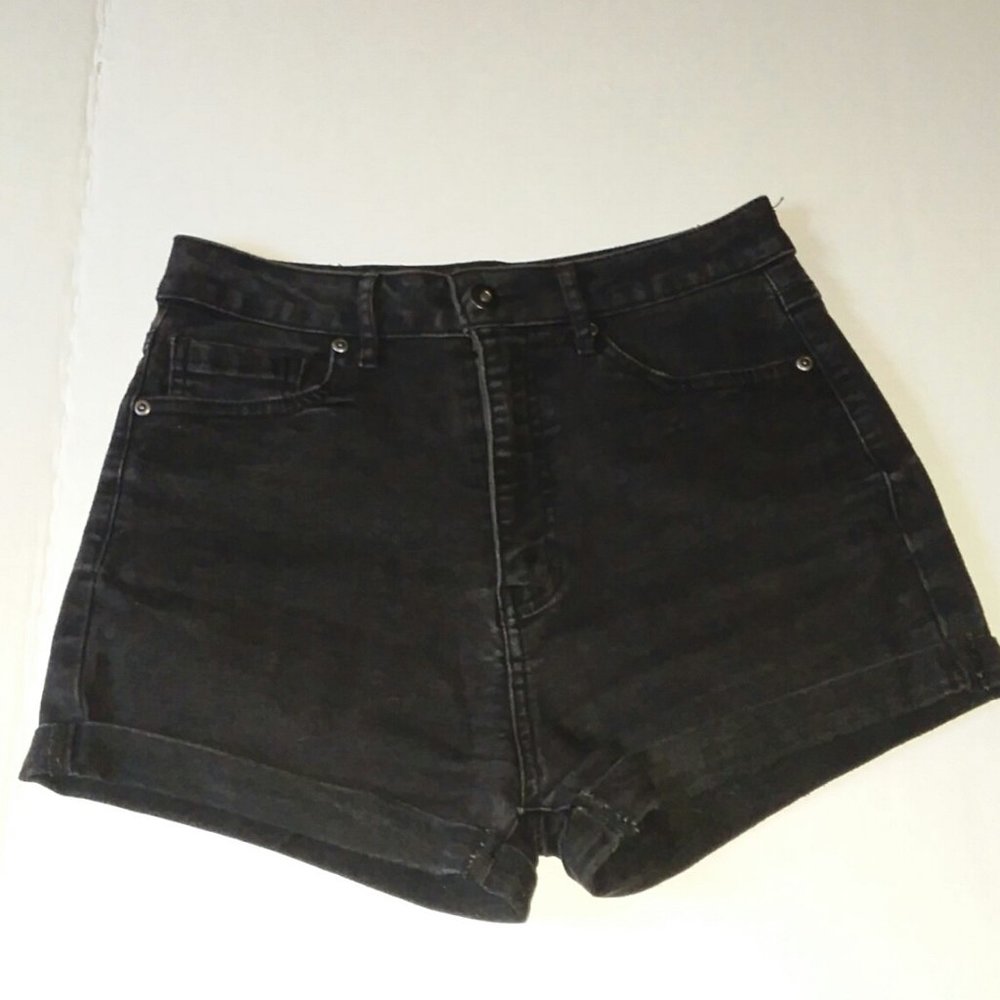 Forever 21 shorts